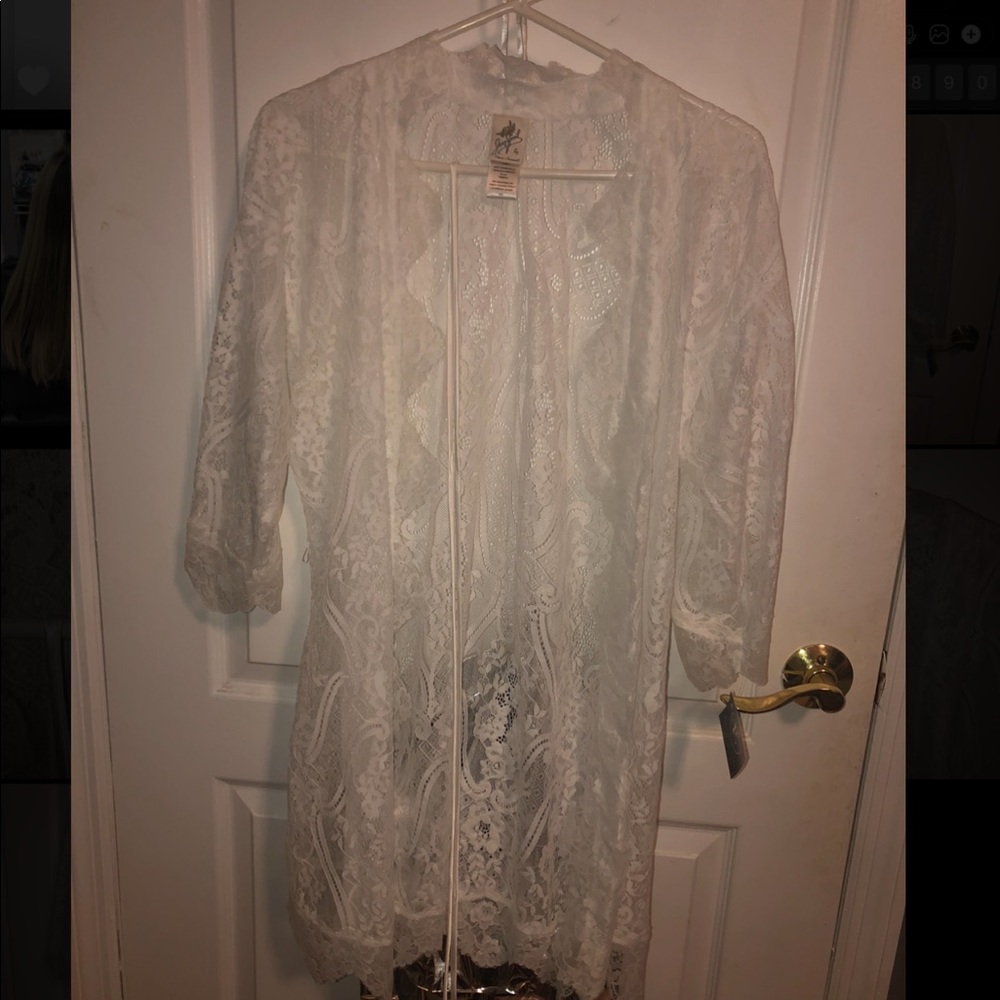 Off white lace robe